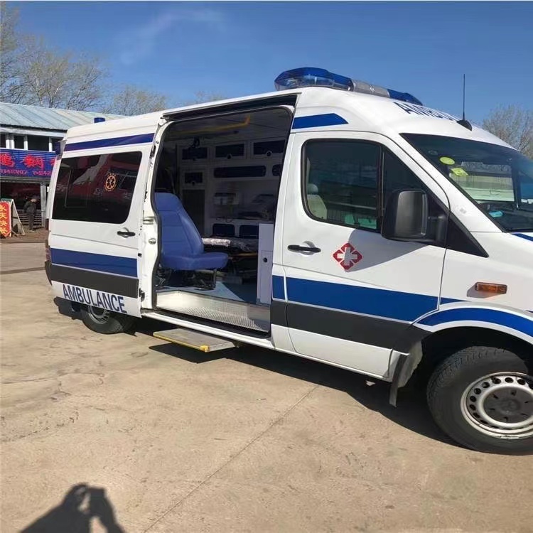 石拐私人长途救护车出租转院回家